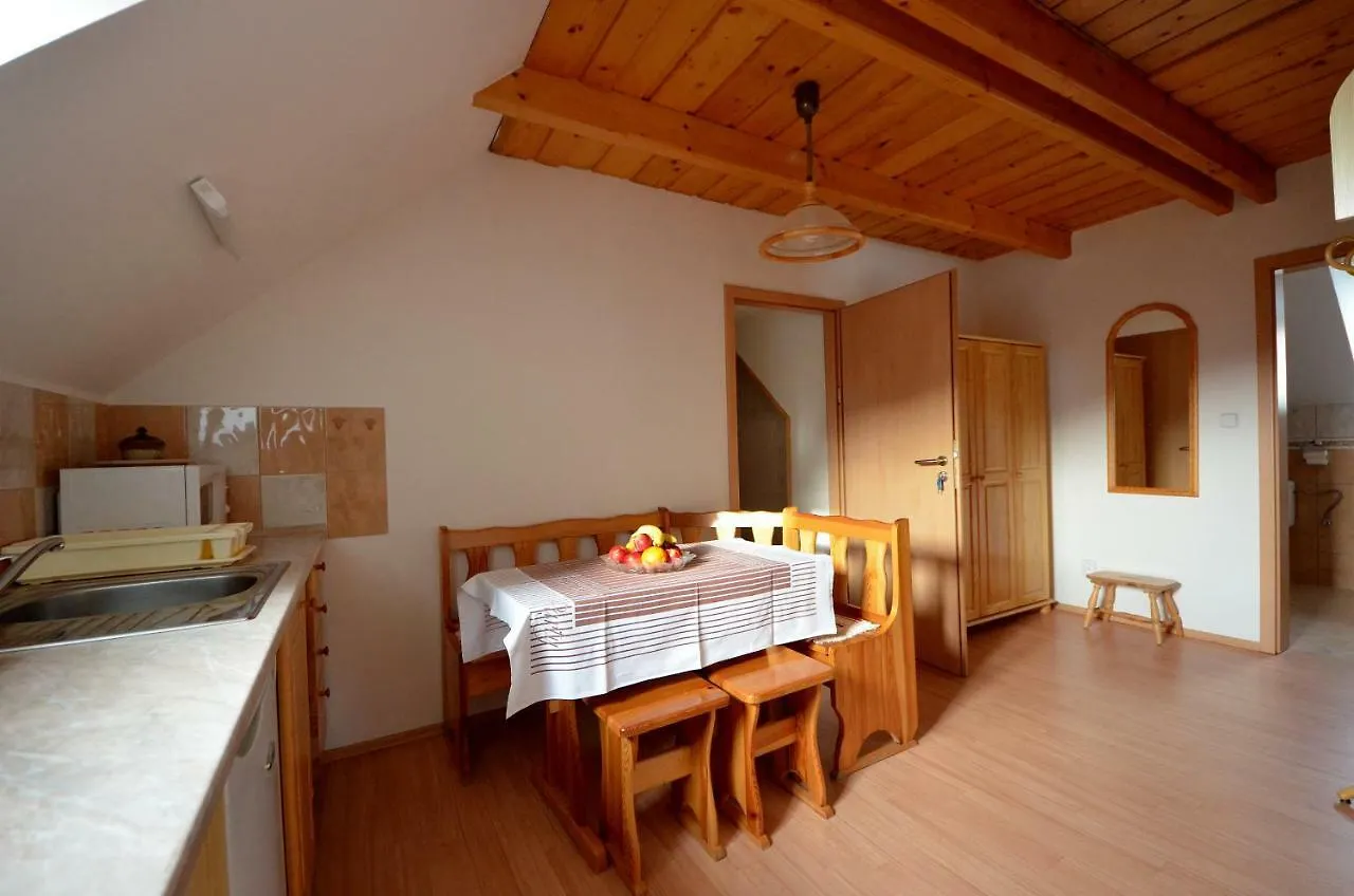 U Kobru Apartment Spindleruv Mlyn